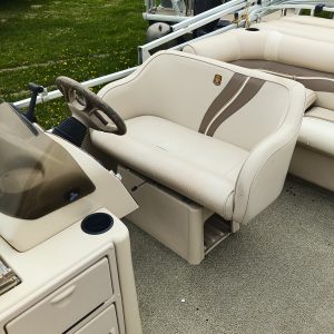 2000 Premier Grand Majestic 25 Tritoon - Image 8